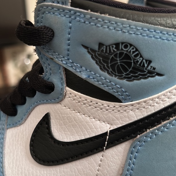 Jordan 1 Retro HighTop OG - Picture 4 of 11